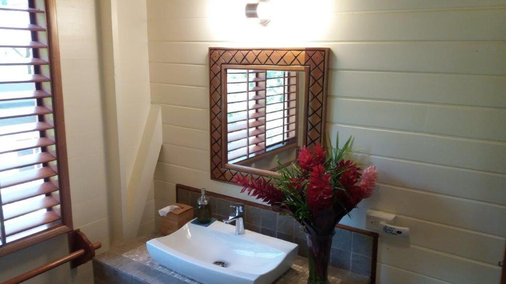 Bluff Beach Retreat Bocas del Toro Extérieur photo