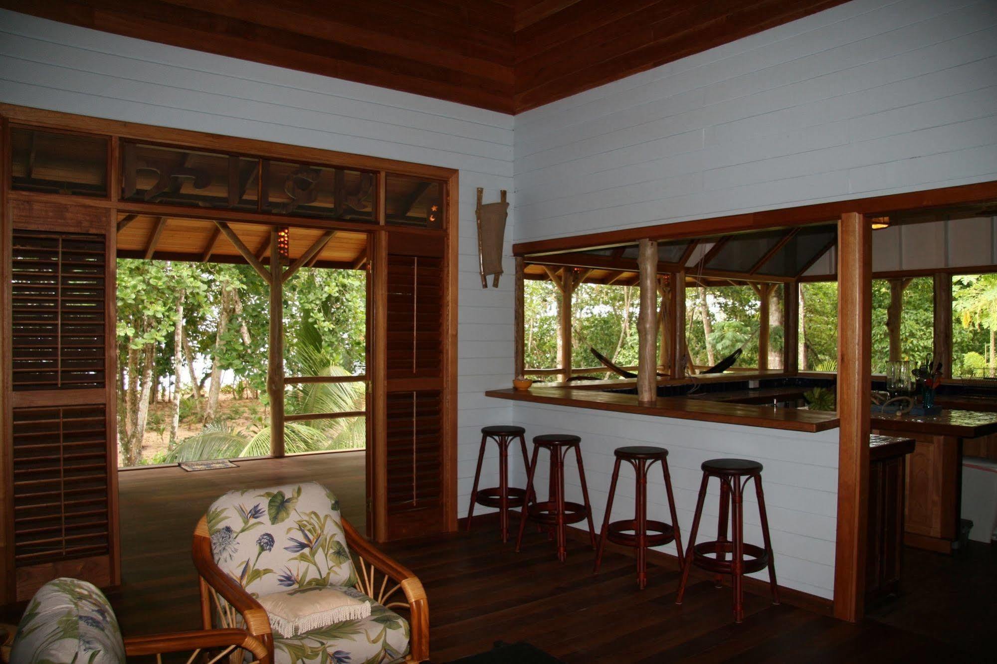 Bluff Beach Retreat Bocas del Toro Extérieur photo